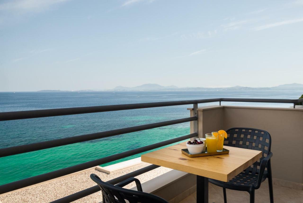 Glyfa Beach Villas Barbati Exterior photo